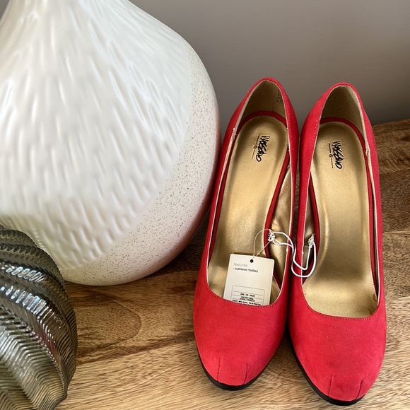 NWT Red Mossimo Platform Heels - Picture 2 of 8